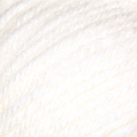 Close-up of white yarn 