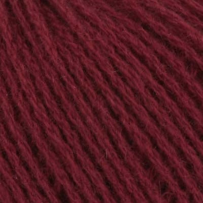 Close-up of dark red yarn 