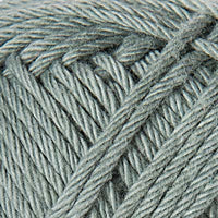 Close-up of gray yarn 