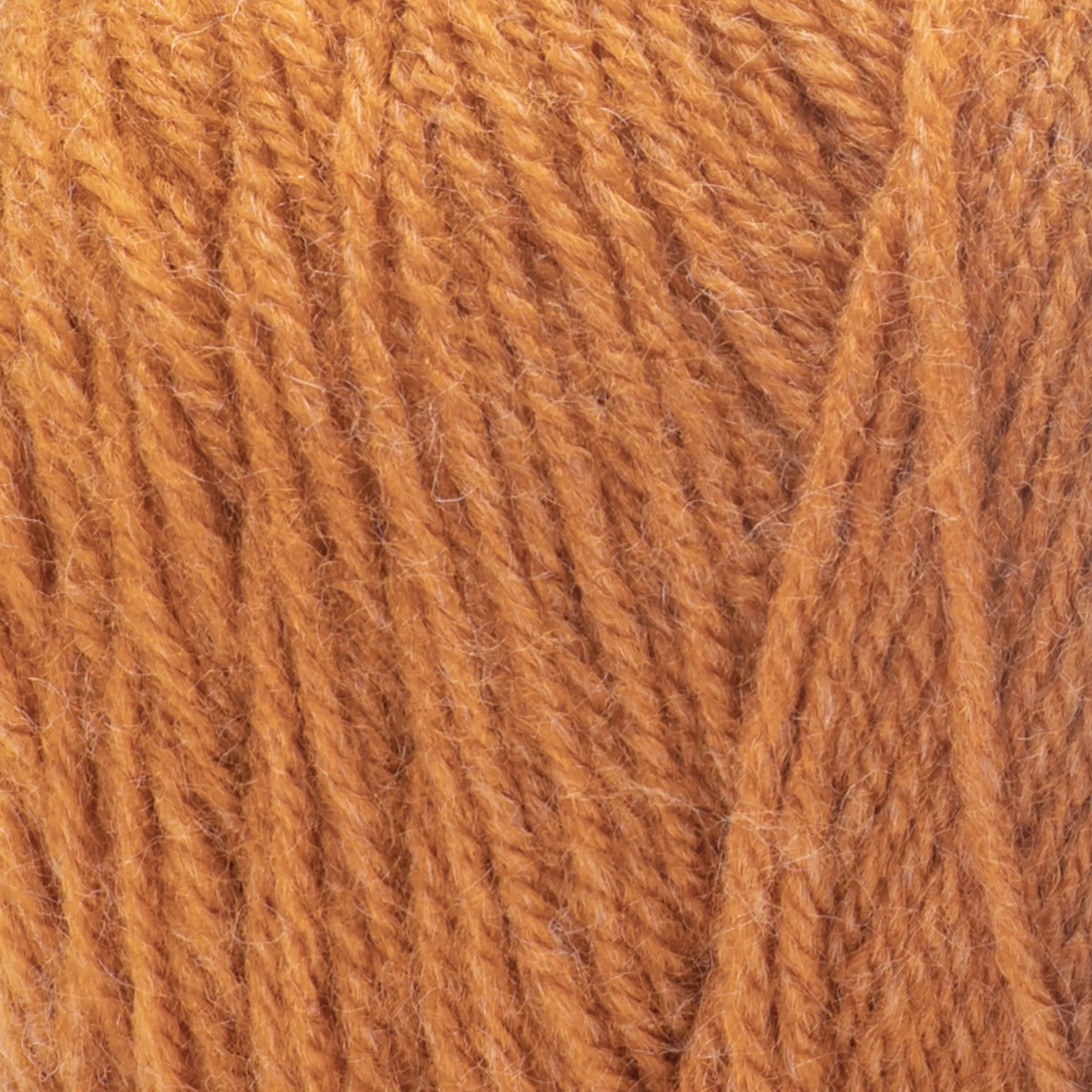 Close-up of a pale rust yarn 