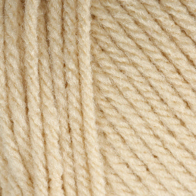 Close-up of beige yarn 