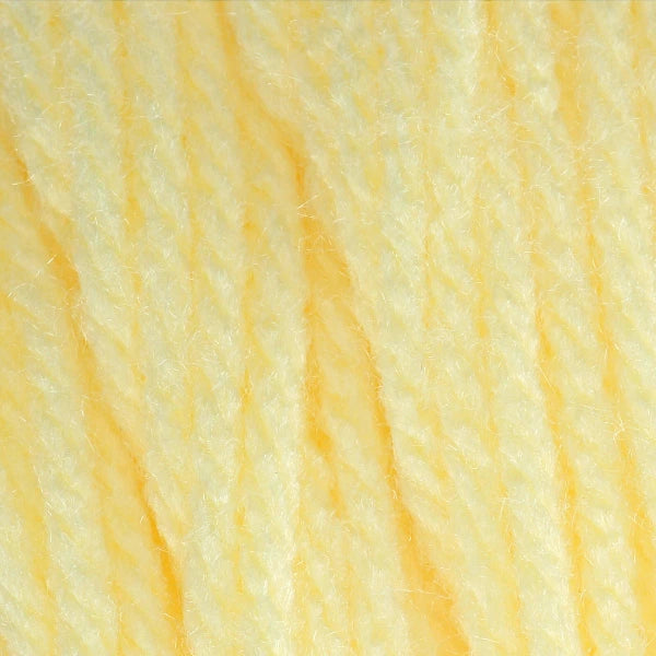 Close-up of pale yellow yarn 
