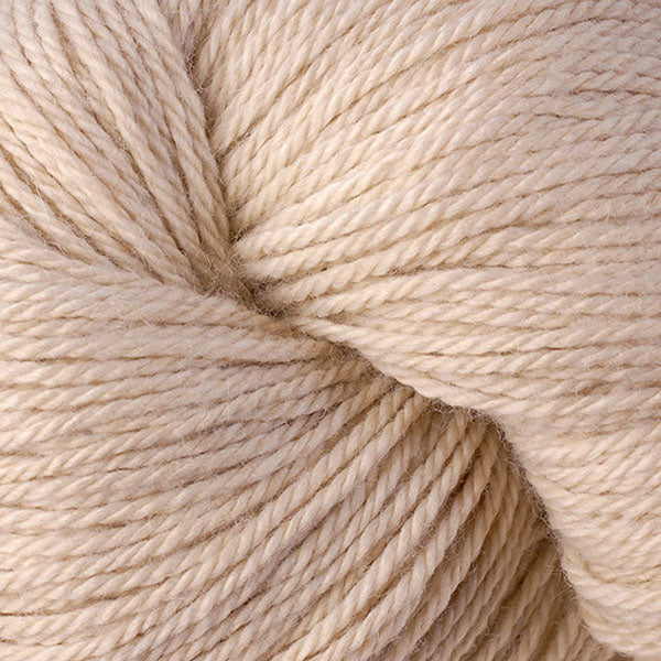 Close-up of beige yarn 